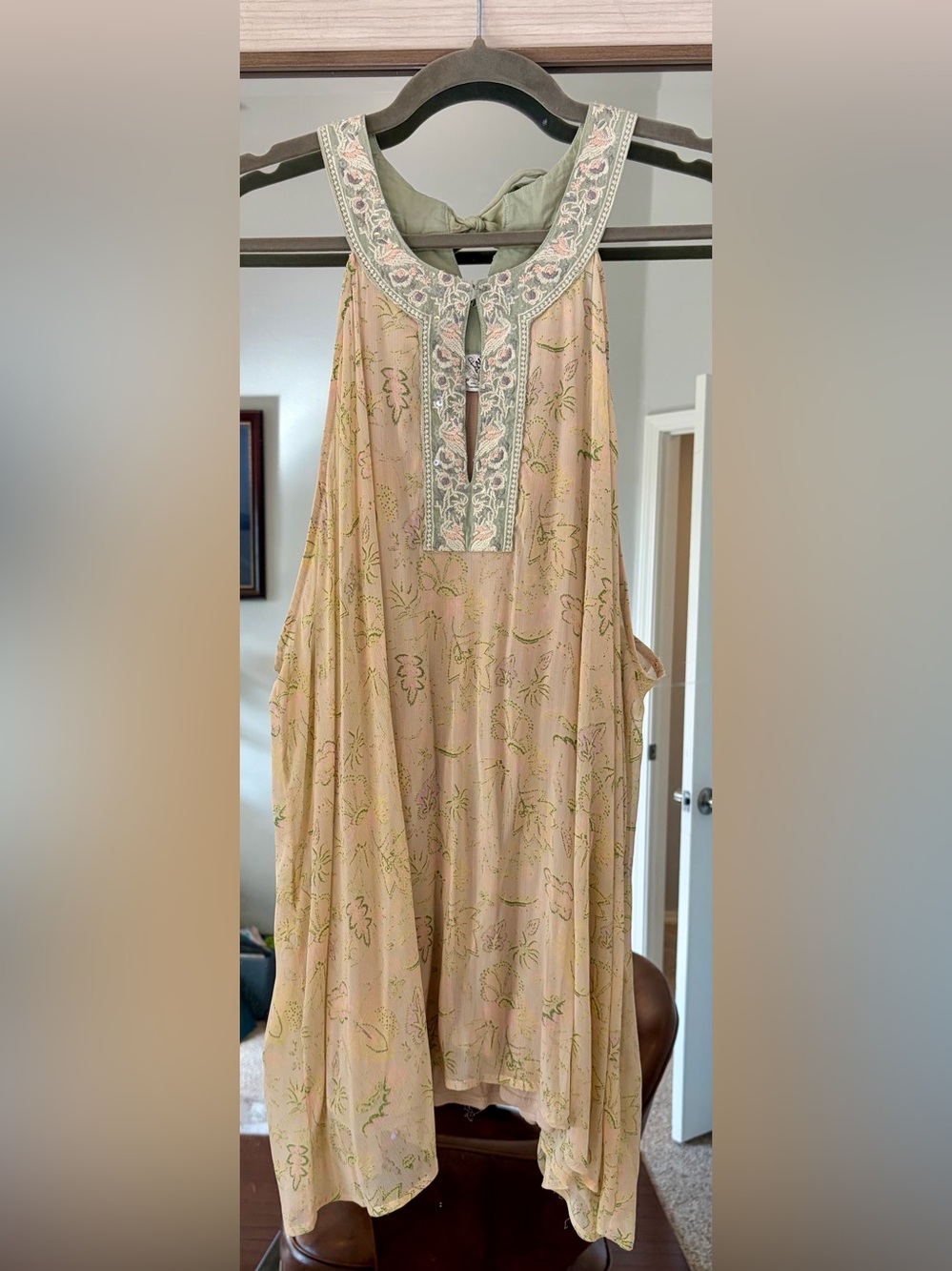 Free People Embellished Halter Tunic soft yellow neutrals floral Keyhole sz XS